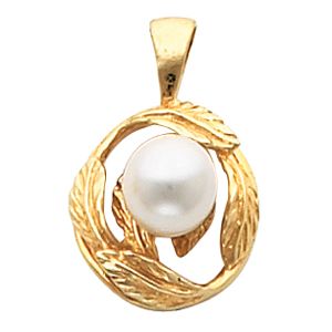 Leaf Design Pendant Mounting Pearl Center