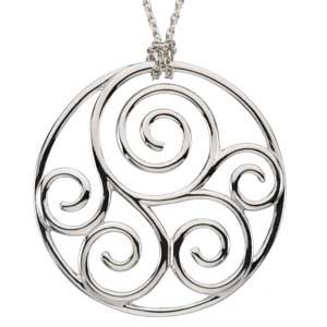 Scroll Pendant on 18