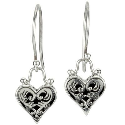Fashion Earrings with Heart Dangle 