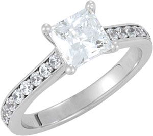 Ring Mounting for Princess Cut Diamond