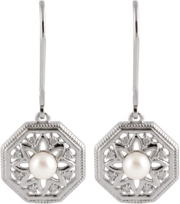 Freshwater Cultured Pearl & 9/10 ct tw Diamond Earrings