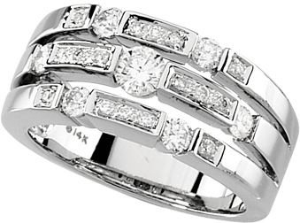 3/4 ct tw Diamond Right Hand Ring