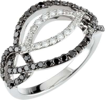 3/4 ct tw Black & White Diamond Ring