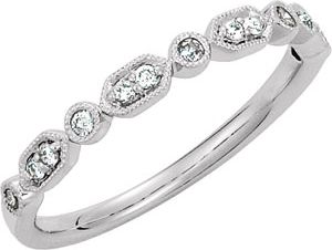 1/8 ct tw Diamond Ring