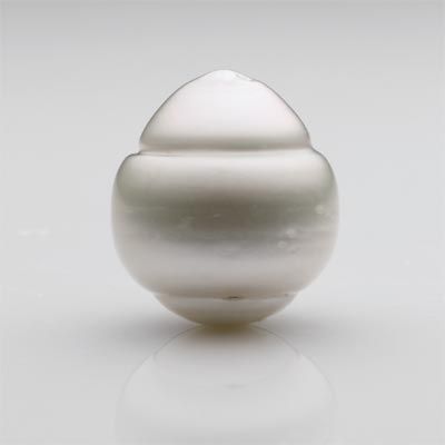 Circle White South Sea Cultured Pearls